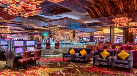 Crystal Lounge in Seattle combines happy hour with the healing .
